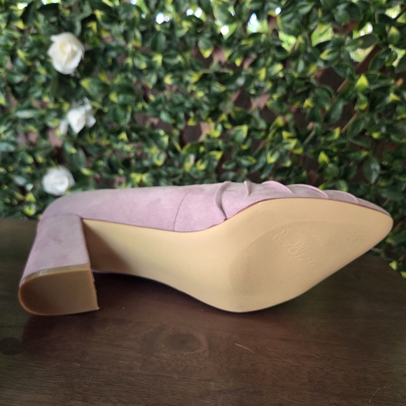 Bellini Vinnie Pleated Block Heel Pump Lavender Purple Women Size 11 EUC *Flaw* - Picture 10 of 14